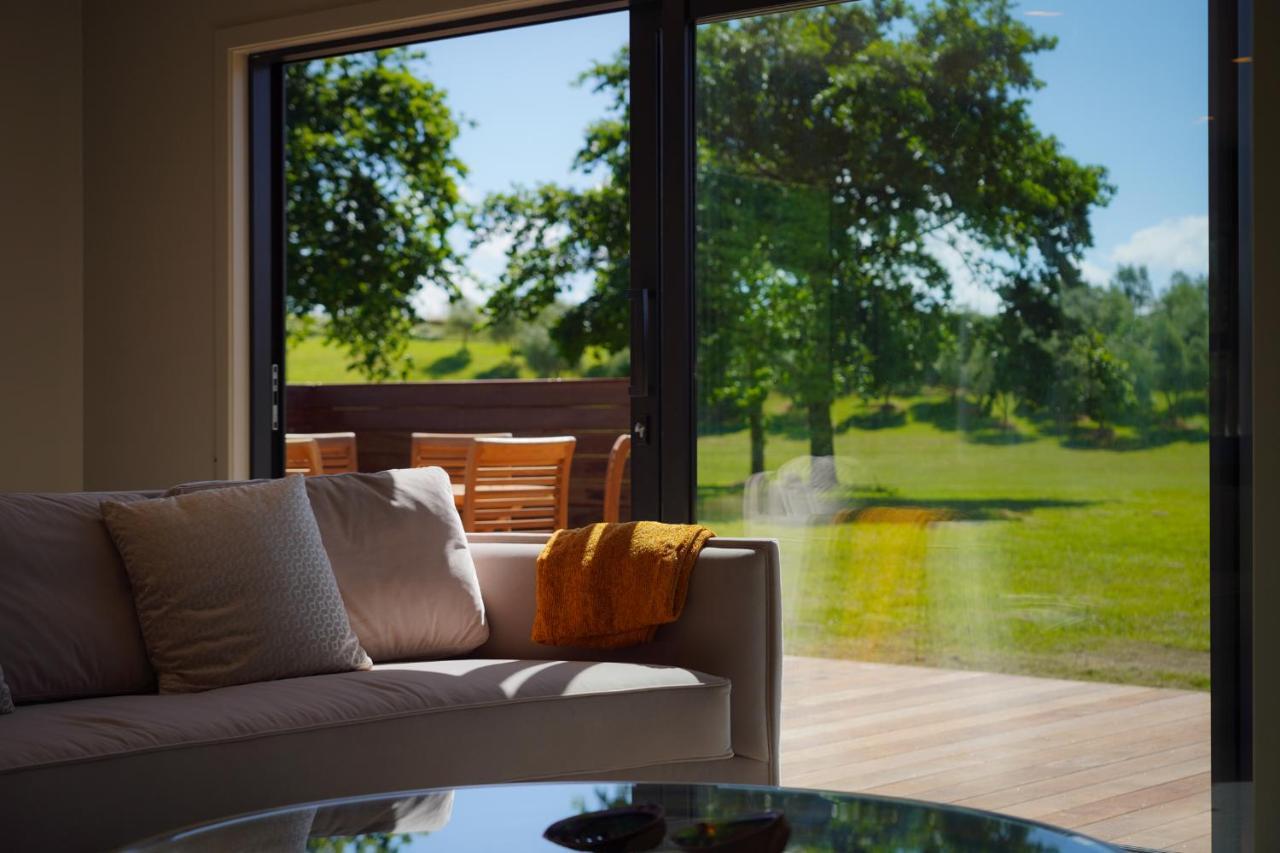 Parehua Resort Martinborough Exteriér fotografie Interior of a house